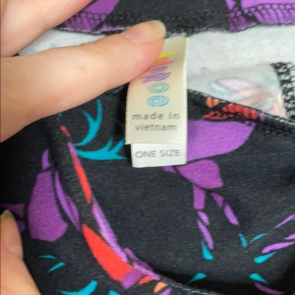 Lularoe leggings 🦌 - Picture 4 of 5